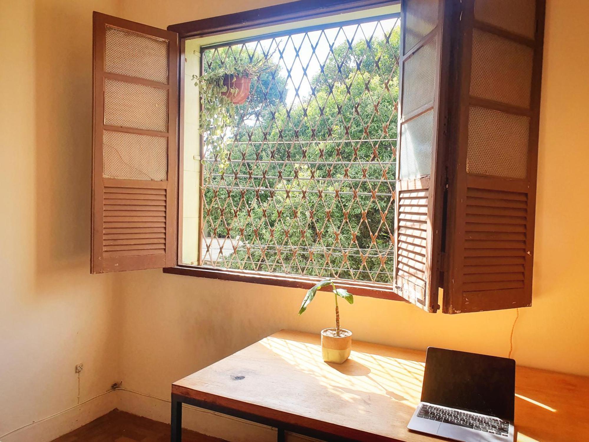 Quarto Casal Com Janela Casa Caramel Belo Horizonte Esterno foto